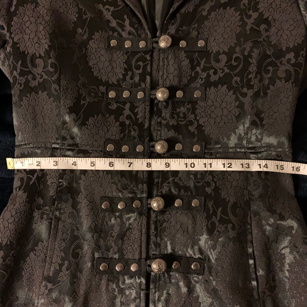 Hearts & Roses Coat - Picture 7 of 8